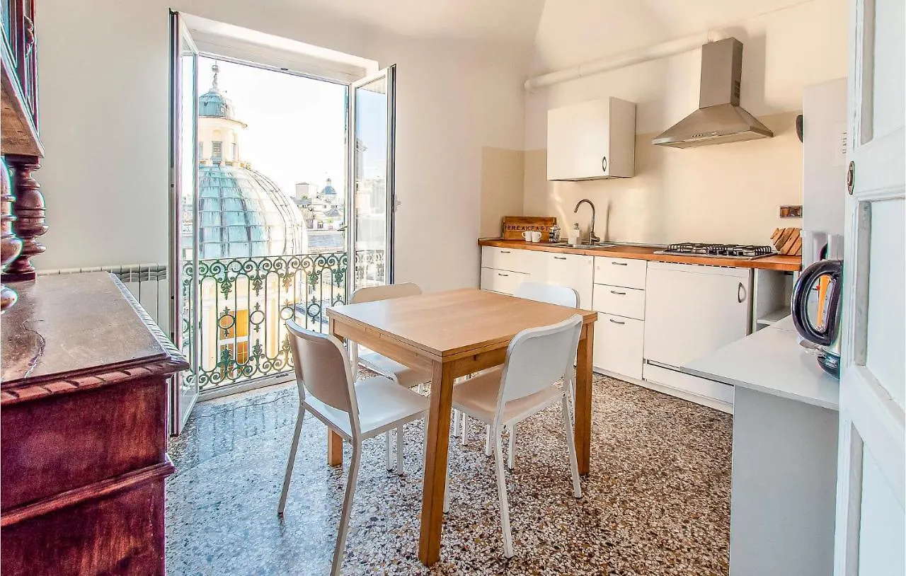 4 Bedroom Beautiful Apartment In Genova