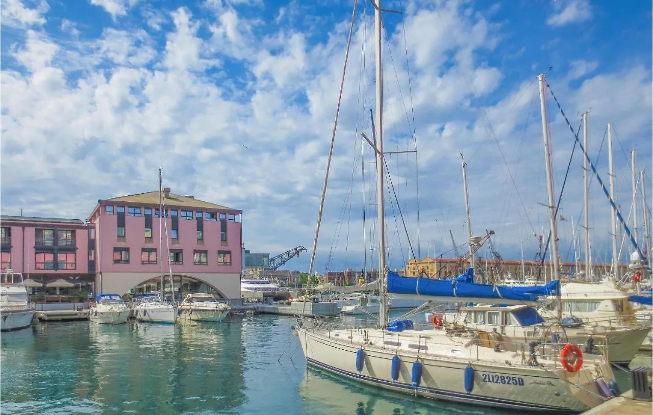 4 Bedroom Beautiful Apartment In Genova 0*, Genoa