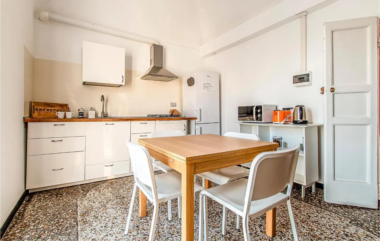 4 Bedroom Beautiful Apartment In Genova Italy