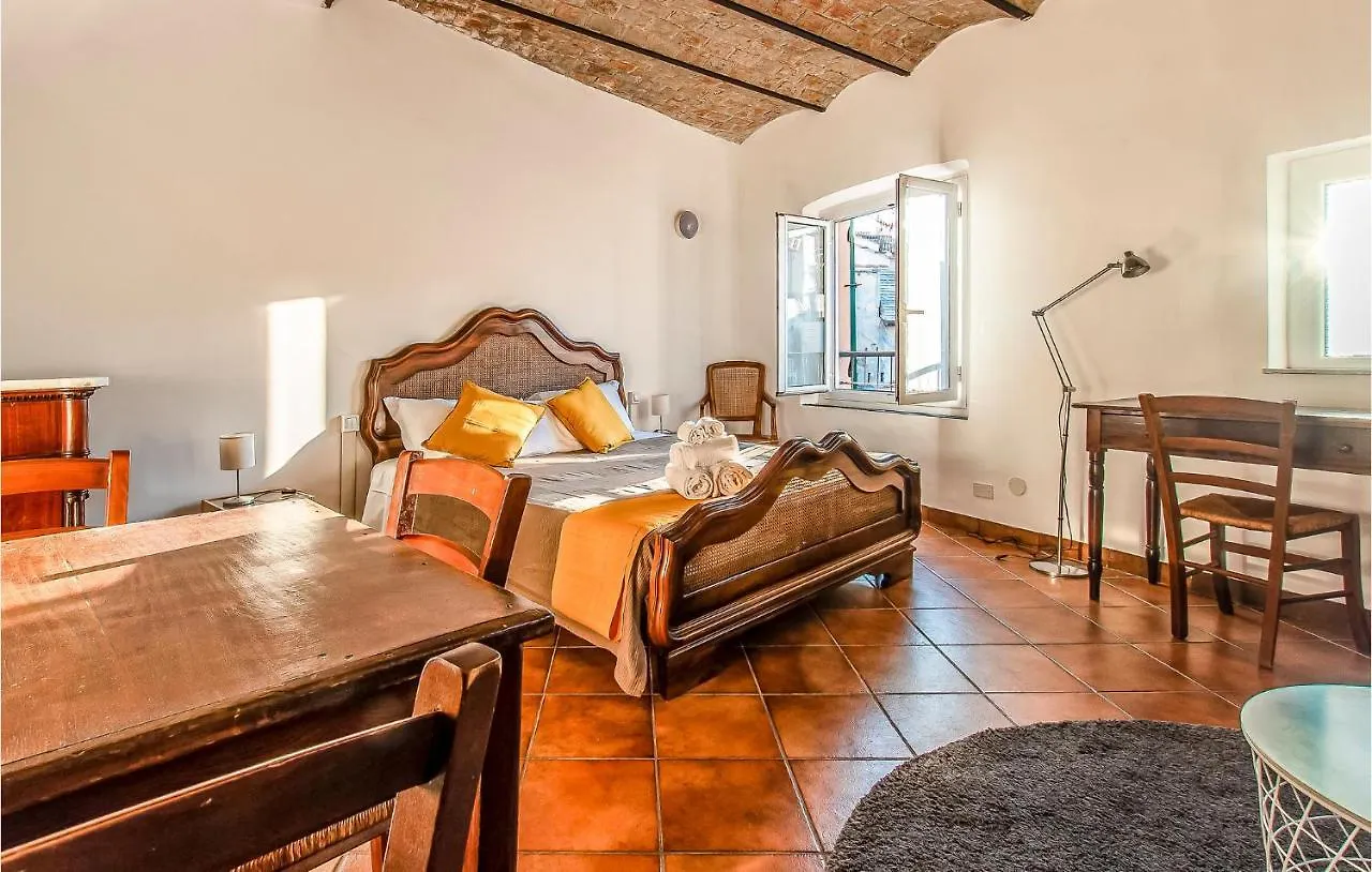 4 Bedroom Beautiful Apartment In Genova Italy